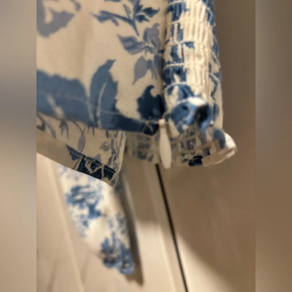 Women’s  Reformation Reign Top in Olympia size 2 - Picture 8 of 15